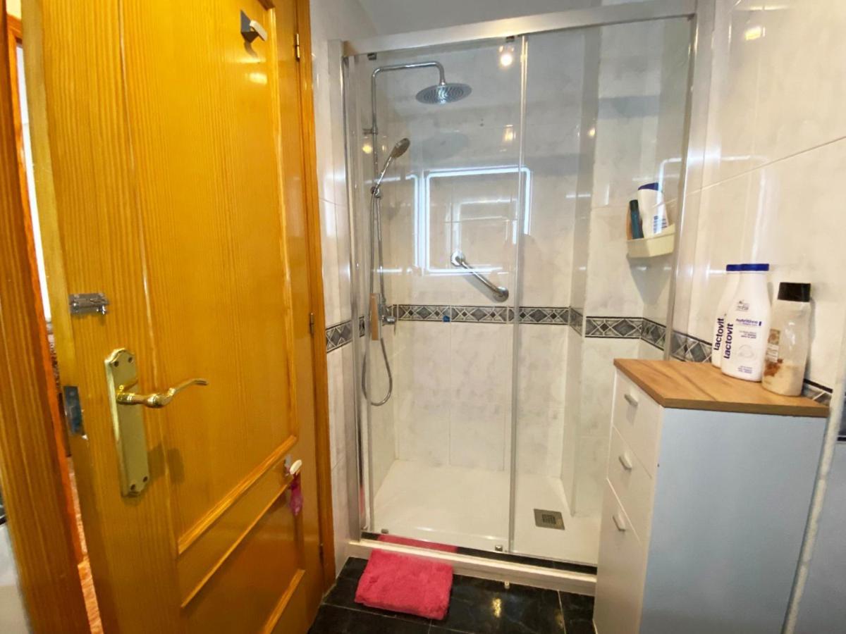 Rooms In Valencia Great Location In Shared Apartment 외부 사진